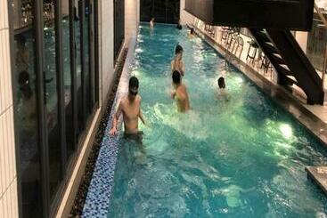 Chung Cư 2 Phòng Ngủ đầy đủ Tiện ích   Bể Bơi Miễn Phí   Trung Tâm Bãi Cháy