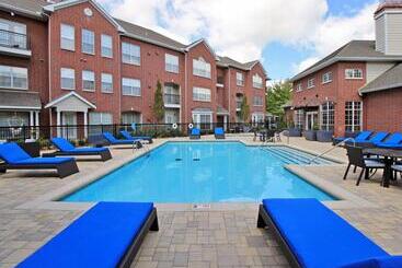 هتل کپسول Santa Monica 2bedrooms Pool&gym&free Parking