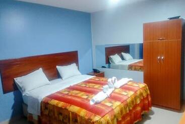 هتل Hostal Sinaloa Inn