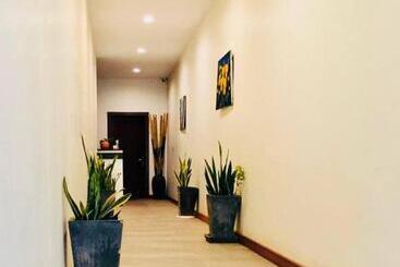 هتل Linnaka Villa&residence