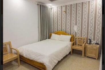 هتل Oriana Villa