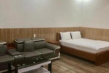 هتل Sơn Hiển Homestay