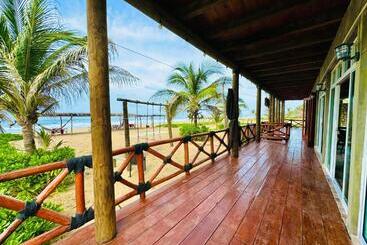 هتل Villas Coco Mare Habitacion 3