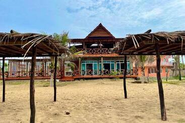 هتل Villas Coco Mare Suite 2