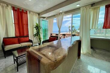 هتل Villas Coco Mare Suite 3