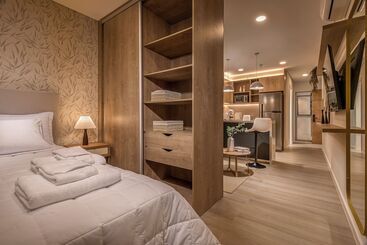 Houze   Stay & Residences By Ava