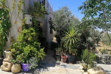 پانسیون Beni Hamida Tourist Restaurant