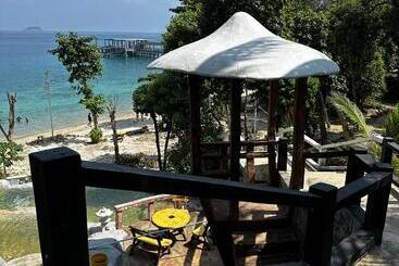 Shari La Perhentian Island Resort