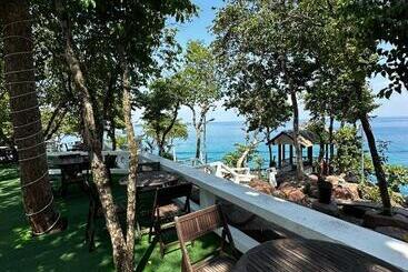 Shari La Perhentian Island Resort