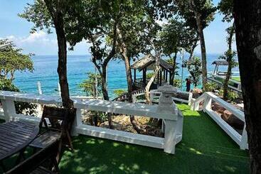 Shari La Perhentian Island Resort