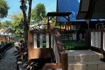 Shari La Perhentian Island Resort