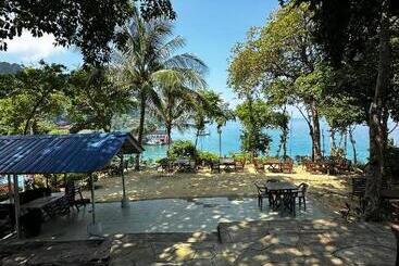 Shari La Perhentian Island Resort