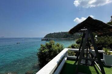 Shari La Perhentian Island Resort