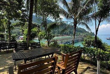 Shari La Perhentian Island Resort