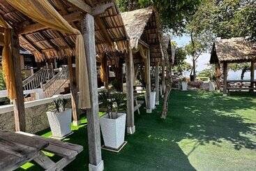 Shari La Perhentian Island Resort