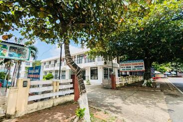 Youth Hotel Do Son