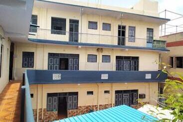 هتل City Guest House Bhuj