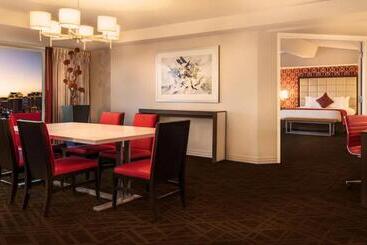 هتل Horseshoe Las Vegas By Suiteness
