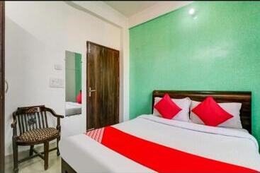 هتل Paradise Residency