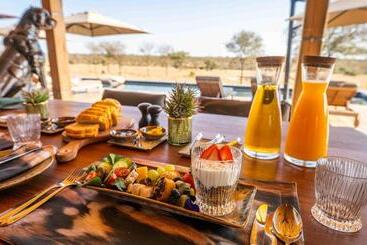 هتل Ximuwu Safari Lodge