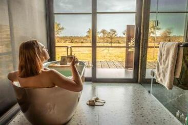 هتل Ximuwu Safari Lodge