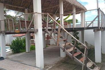 پانسیون Rancho Cali Playa Las Hojas