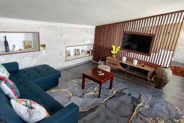 پانسیون The Oldman House