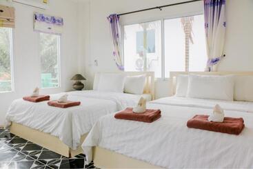 The Light House Resort   Kohlarn เดอะไลท์เฮ้าส์รีสอร์ท เกาะล้าน