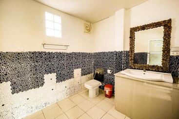 The Light House Resort   Kohlarn เดอะไลท์เฮ้าส์รีสอร์ท เกาะล้าน
