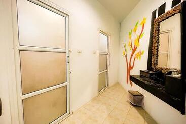 The Light House Resort   Kohlarn เดอะไลท์เฮ้าส์รีสอร์ท เกาะล้าน