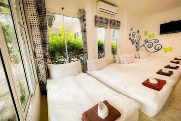 The Light House Resort   Kohlarn เดอะไลท์เฮ้าส์รีสอร์ท เกาะล้าน