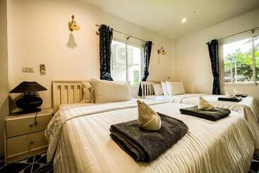 The Light House Resort   Kohlarn เดอะไลท์เฮ้าส์รีสอร์ท เกาะล้าน