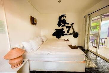 The Light House Resort   Kohlarn เดอะไลท์เฮ้าส์รีสอร์ท เกาะล้าน