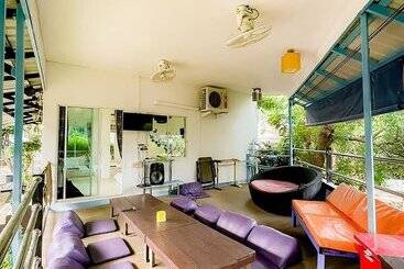 The Light House Resort   Kohlarn เดอะไลท์เฮ้าส์รีสอร์ท เกาะล้าน