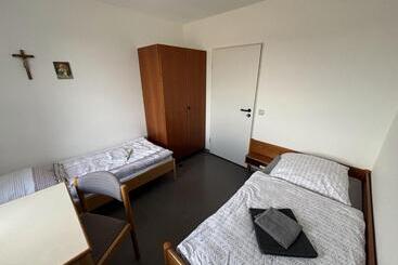 فندق Haus Der Begegnung   Schönstattzentrum Im Bistum Aachen