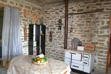 펜션 Camping & Guest House Murataj