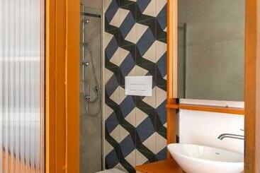پانسیون Canceddi Rooms & Terrace