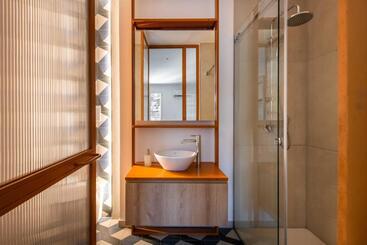 پانسیون Canceddi Rooms & Terrace