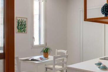 پانسیون Canceddi Rooms & Terrace