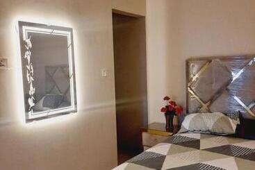 پانسیون Executive Rooms Dha Phase 7