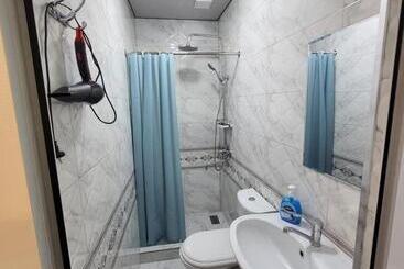 پانسیون Farxod Guest House