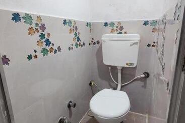 پانسیون Krishnaalay Guest House