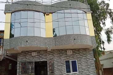 پانسیون Okaasan Guest House