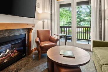 استراحتگاه 1124a 2 Bdrm The Pines Ski In Ski Out Lodge At Spruce Peak