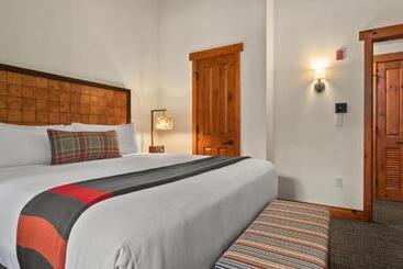 استراحتگاه 1124a 2 Bdrm The Pines Ski In Ski Out Lodge At Spruce Peak