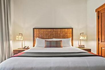 استراحتگاه 1124a 2 Bdrm The Pines Ski In Ski Out Lodge At Spruce Peak