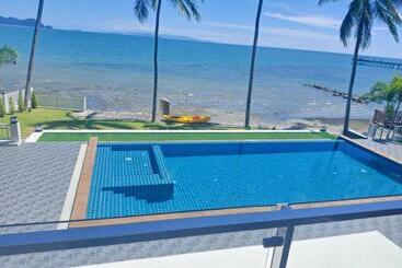 2sis S Khanom Resotel