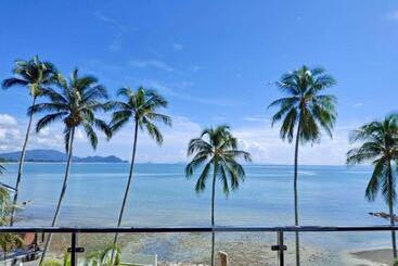 2sis S Khanom Resotel