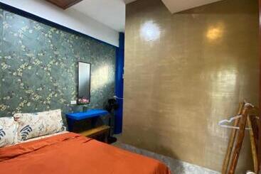 هاستل Maverickk Inn   Siargao Iao Suite