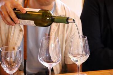 هتل Nurellari Winery Cellar And Guest House